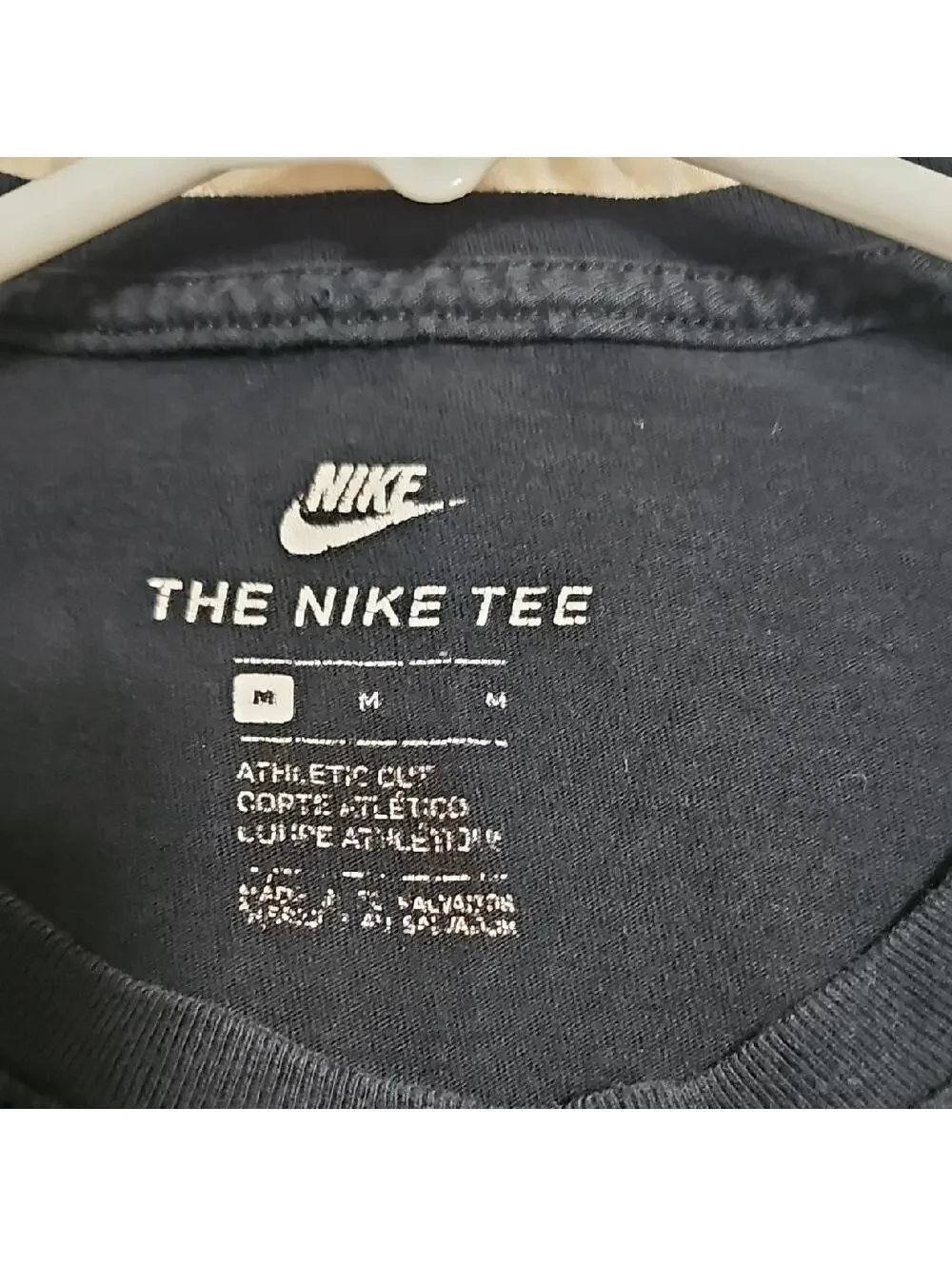 Nike Tee Black Long Sleeve Shirt with Tiger and Swoosh Design Size M
